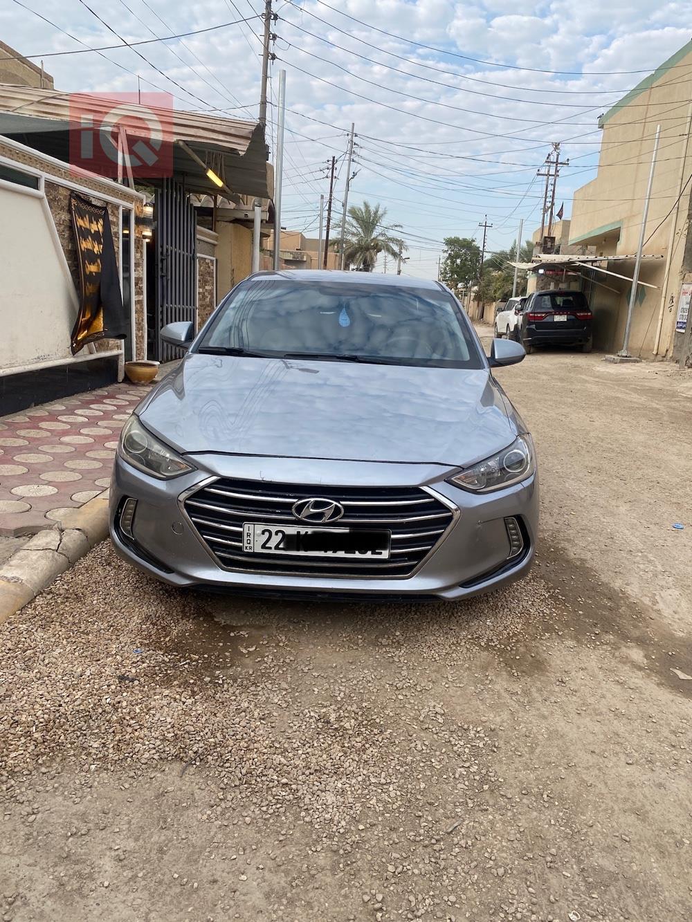 Hyundai Elantra